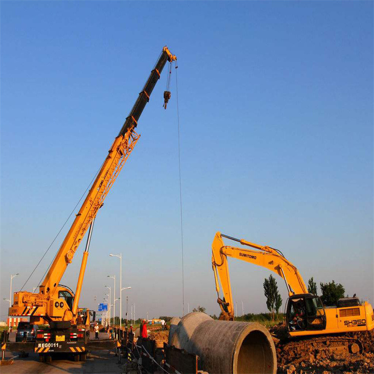 任城25吨吊车吊8吨,最远吊多少米